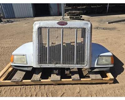 Peterbilt 385 Hood
