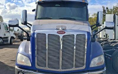 Peterbilt 579 Hood