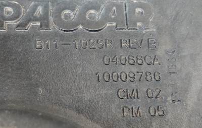 Kenworth T700 Right Horn