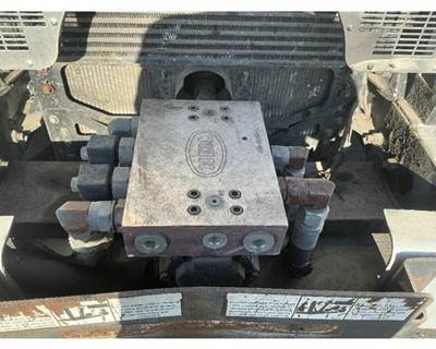 Peterbilt 320 Hydraulic Pump