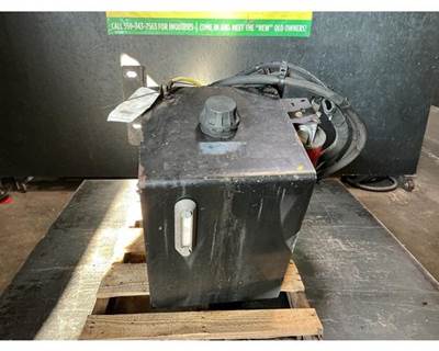 Kalmar Ottawa Right Hydraulic Tank / Reservoir for a Kalmar Ottawa 4x2