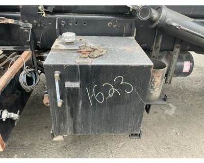Peterbilt 320 Hydraulic Tank / Reservoir