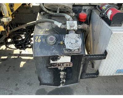 Peterbilt 320 Hydraulic Tank / Reservoir
