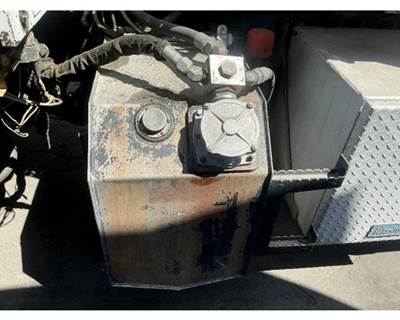 Peterbilt 320 Hydraulic Tank / Reservoir