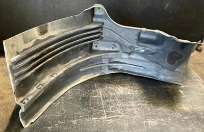 Freightliner Cascadia 113 Inner Fender