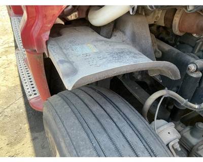 Freightliner Cascadia 125 Inner Fender