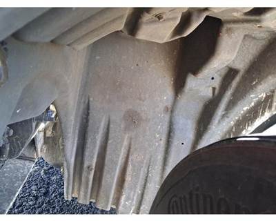 Freightliner Cascadia 126 Left Inner Fender