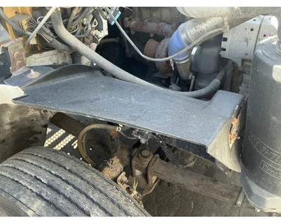 Freightliner FL70 Right Inner Fender