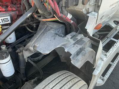 International LT625 Left Inner Fender