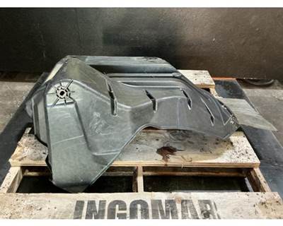 International LT625 Right Inner Fender