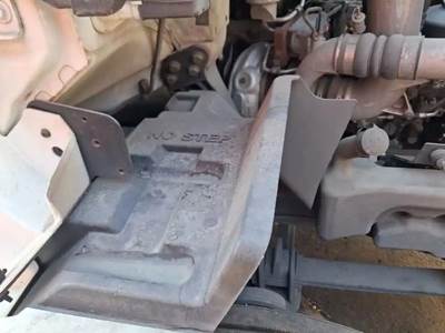 International RH613 Inner Fender