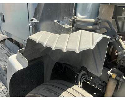 Mack Pinnacle CXU612 Inner Fender for a Mack CXU612