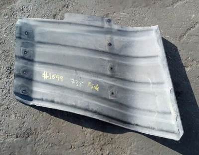 Peterbilt 579 Inner Fender