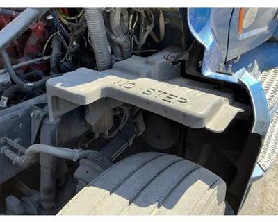 Peterbilt 579 Inner Fender