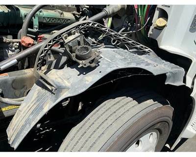 Volvo VNL Inner Fender