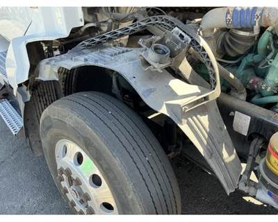 Volvo VNL Inner Fender