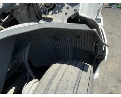 Volvo VNL Inner Fender