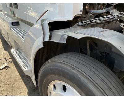 Volvo VNL Inner Fender