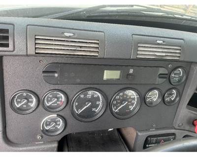 Freightliner Cascadia 113 Instrument Panel Cluster for a Freightliner CASCADIA
