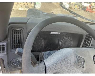 International LT625 Instrument Panel Cluster