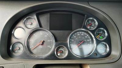 Kenworth T680 Instrument Panel Cluster