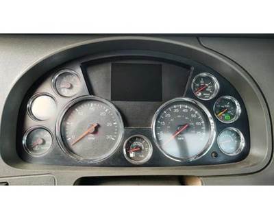 Kenworth T680 Left Instrument Panel Cluster