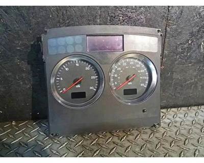 Kenworth T800 Left Instrument Panel Cluster
