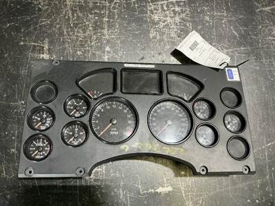 Mack CXU613T Instrument Panel Cluster