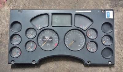 Mack Pinnacle CXU613 Instrument Panel Cluster for a Mack CXU613