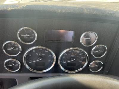 Peterbilt 384 Instrument Panel Cluster