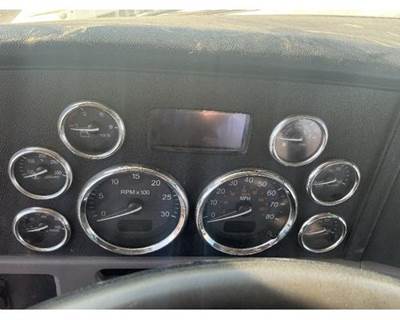Peterbilt 384 Instrument Panel Cluster