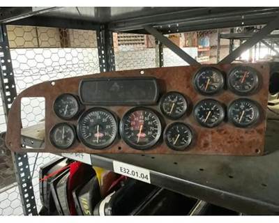 Peterbilt 387 Left Instrument Panel Cluster