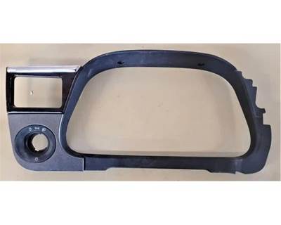 Peterbilt 579 Left Instrument Panel Cluster