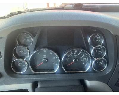 Peterbilt 579 Instrument Panel Cluster