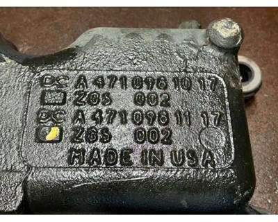 Detroit DD13 Intake Manifold