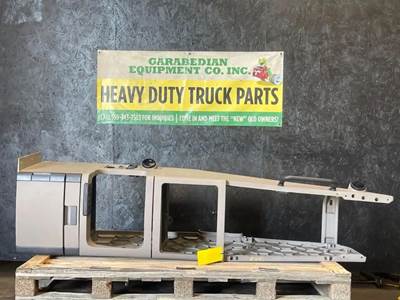 Freightliner Cascadia 125 Interior Part