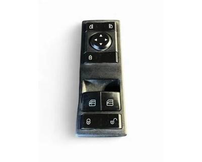 Used Freightliner Cascadia 126 Driver Door Electrical Window/Lock Switch Module, Part #