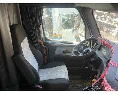 Used 2020 Freightliner Cascadia 126 Left Side Front Windshield Curtain Covers