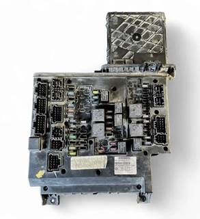 Freightliner Cascadia SAM CAB Highline, 12v, P/N A06-60969-012 (Replaced By