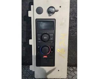 2016 Volvo VNL Sleeper Temperature Control Unit with Panel, Part # 22382004 / 21687259 / 20537961