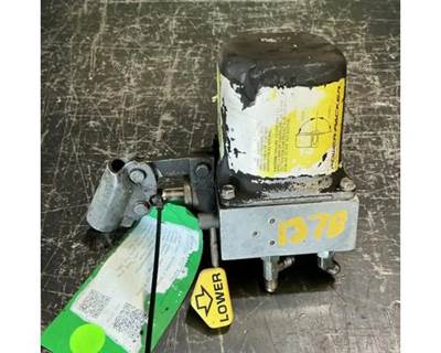 American LaFrance Condor Jack