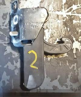 Freightliner Cascadia 126 Latch / Lock