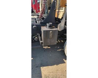 Used 2003 Capacity TJ5000 Right Hydraulic Tank