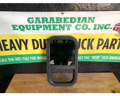 Used 2008-2017 Freightliner Cascadia Sleeper Window