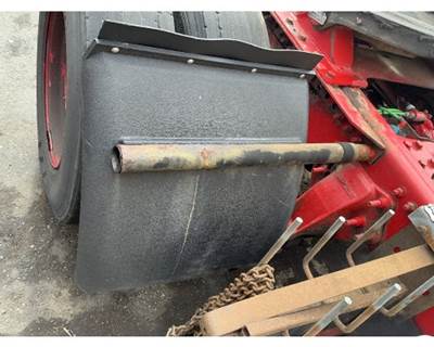Used 2014 Freightliner Cascadia Right Mud Flap