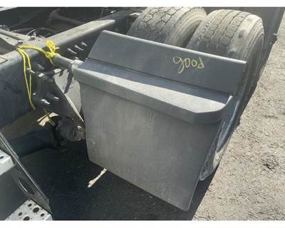 Used 2023 Freightliner Cascadia Left Quarter Fender