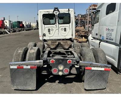 Used 2013 Freightliner Cascadia Right Rear Mud Flap