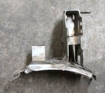 2020 Kenworth T680 / Cummins X15 Aftertreatment Sensor Bracket, P/N 4394665,