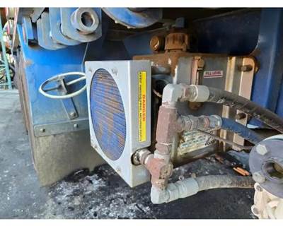 2012 Kenworth T800 Hydra Kool Jr. High Performance Cooling System, Right Side Flatbed Mount