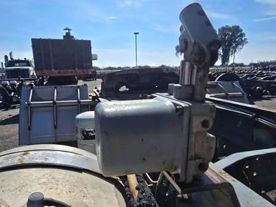 Volvo / WhiteGMC WHL for a Volvowhitegmc